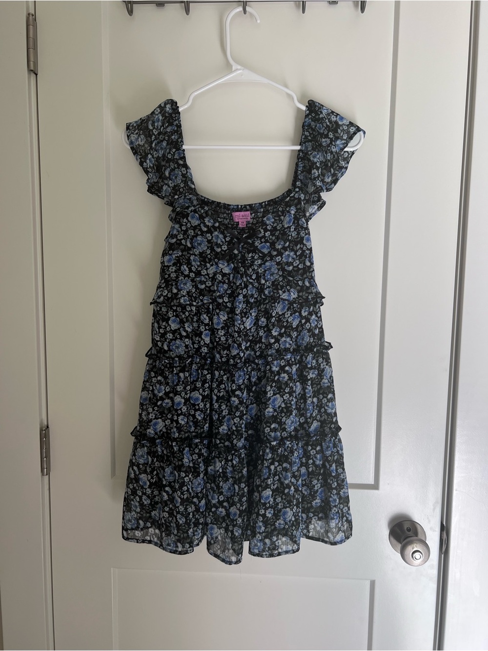 Women’s Black Floral Ruffle Tiered Dress